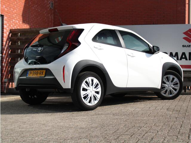 Toyota AYGO X 1.0 VVT-i MT Play Achteruitrijcamera, Cruise Control Adaptief, Airco, Apple Carplay/Android Auto