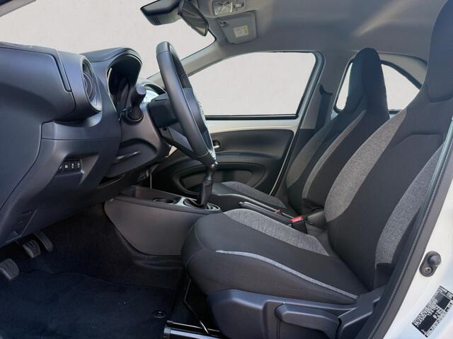 Toyota AYGO 1.0 VVT-i MT Pulse