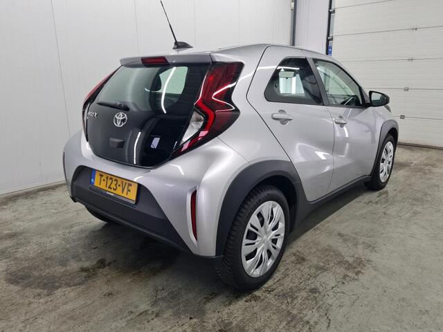 Toyota AYGO X 1.0 VVT-i MT Play, 1e Eig! Camera! Carplay! VERWACHT!!