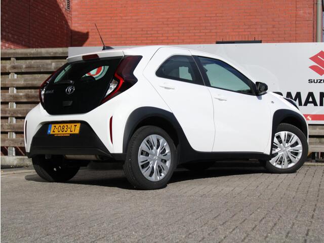 Toyota AYGO X 1.0 VVT-i MT Play Achteruitrijcamera, Airco, Adaptieve Cruise Control, Apple Carplay/Android Auto