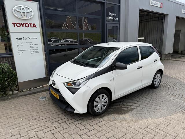 Toyota AYGO 1.0 VVT-i x-fun