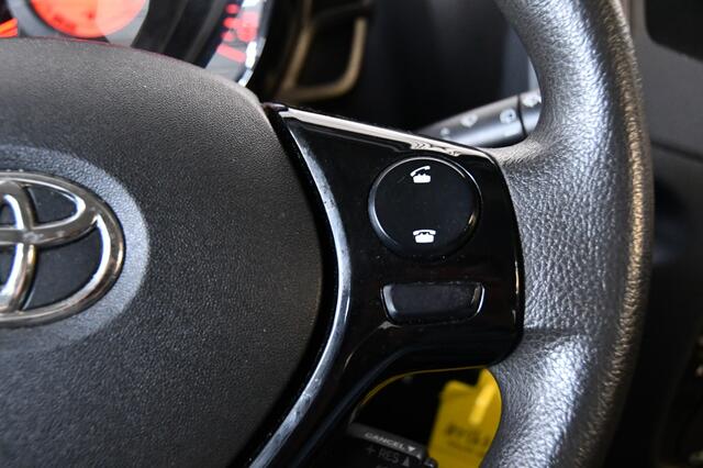 Toyota AYGO 1.0 VVT-i x-fun