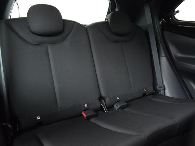 Toyota AYGO 1.0 VVT-i MT Play | Camera o CarPlay o Cruise o Airco