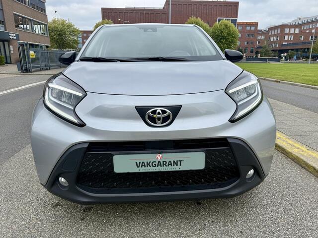 Toyota AYGO X 1.0 VVT-i MT first 17'' LMV / Carplay / Stoelverwarming