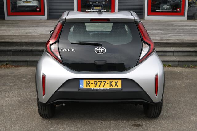 Toyota AYGO X 1.0 VVT-i S-CVT Play | Apple Carplay | Automaat | Achteruitrijcamera |