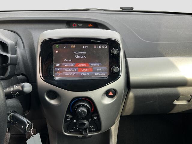 Toyota AYGO 1.0 VVT-i x-wave | Cabrio | Camera | LM |