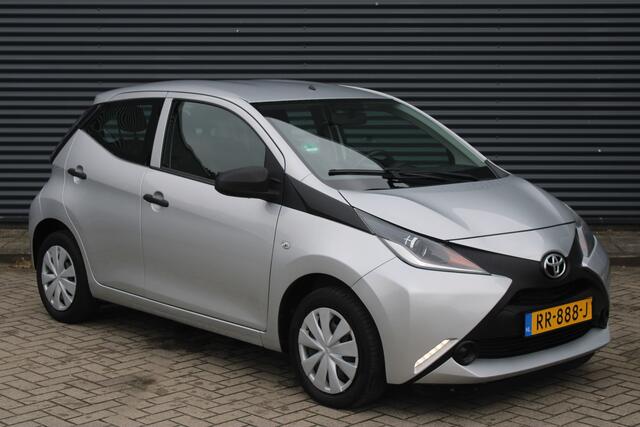 Toyota AYGO 1.0 VVT-i x-fun