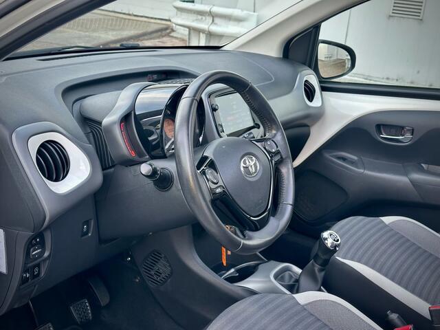 Toyota AYGO 1.0 VVT-i X-play DAK|CRUISE|CAMERA|CARPLAY