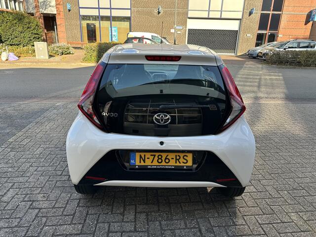 Toyota AYGO 1.0 VVT-i Automaat x-play All-in Prijs Cruise/Carplay/Airco/Camera
