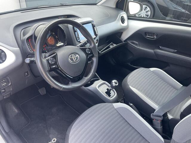Toyota AYGO 1.0 VVT-i x-play Automaat