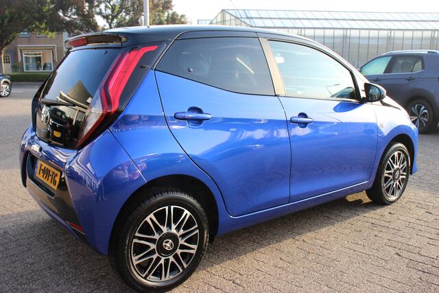 Toyota AYGO 1.0 x-clusiv Automaat | Carplay & Android Auto | PDC | Clima | Cruise |