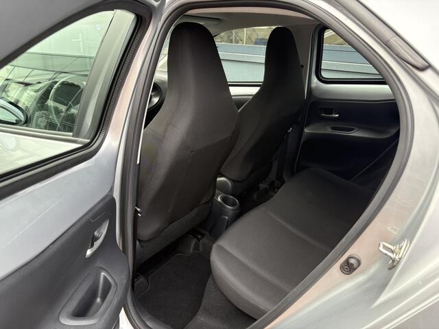 Toyota AYGO X 1.0 VVT-i MT Play 5-drs. CAMERA/CARPLAY/DAB/ADAPT.CRUISE