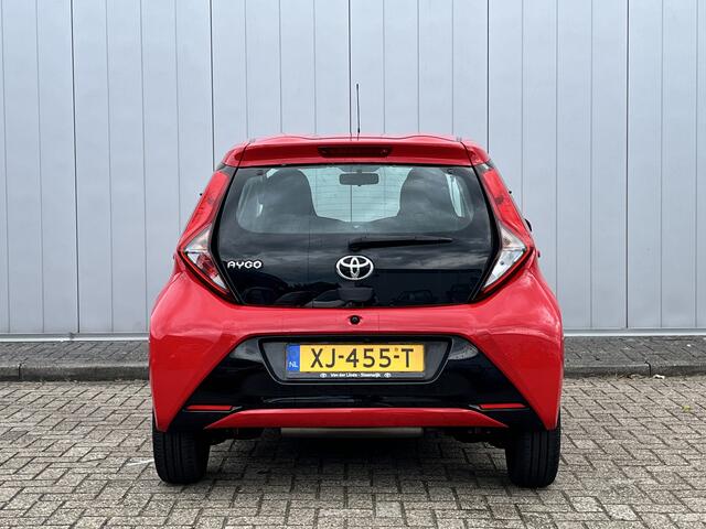 Toyota AYGO 1.0 VVT-i x-play Airco NL auto Apple Carplay Anroid auto Dealer onderhouden