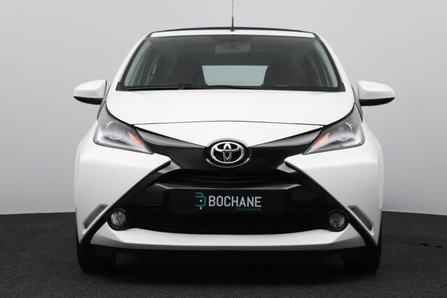 Toyota AYGO 1.0 VVT-i x-wave | Cabriotop | Camera | Cruise Control |