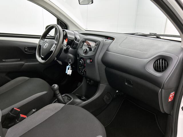 Toyota AYGO 1.0 VVT-i x-fun