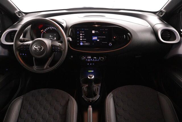 Toyota AYGO X 1.0 VVT-i MT JBL | Apple Carplay/Android Aut | 18 inch velgen | Navigatie |
