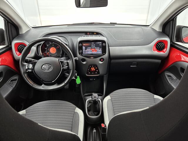 Toyota AYGO 1.0 VVT-i x-joy | Apple Carplay/Android Auto | LM velgen |