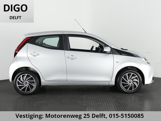 Toyota AYGO 1.0 VVT-i X-PLAY CAMERA CARPLAY NAVI GARANTIE 2029 AIRCO. VOLLEDIG ONDERHOUDEN