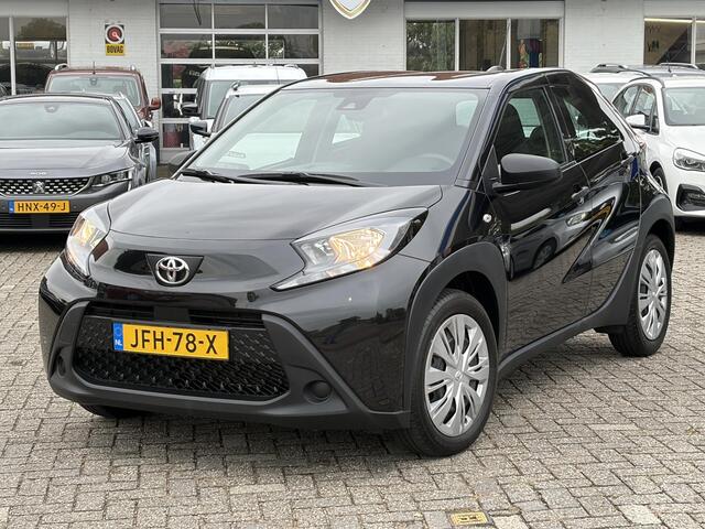 Toyota AYGO X 1.0 VVT-i MT Play 5 DEURS | CARPLAY | BOVAG !!