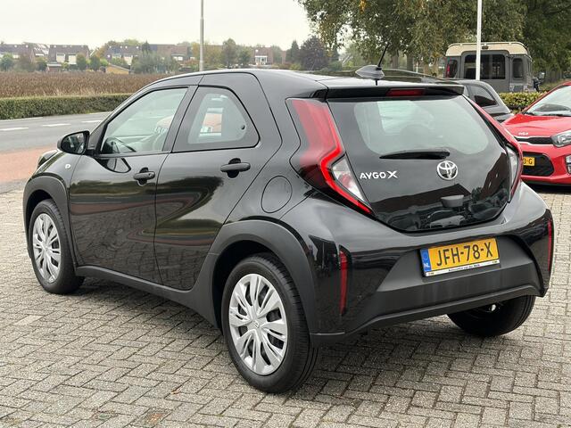 Toyota AYGO X 1.0 VVT-i MT Play 5 DEURS | CARPLAY | BOVAG !!