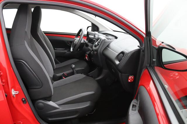 Toyota AYGO 1.0 VVT-i x-fun | 5 -Deurs | Airco | Bluetooth | Led Verlichting |