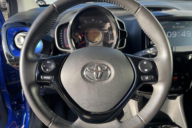 Toyota AYGO 1.0 VVT-i x-clusiv