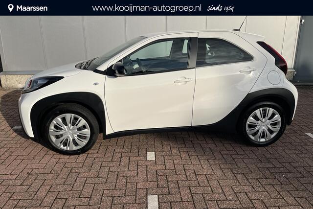 Toyota AYGO X 1.0 VVT-i MT Play