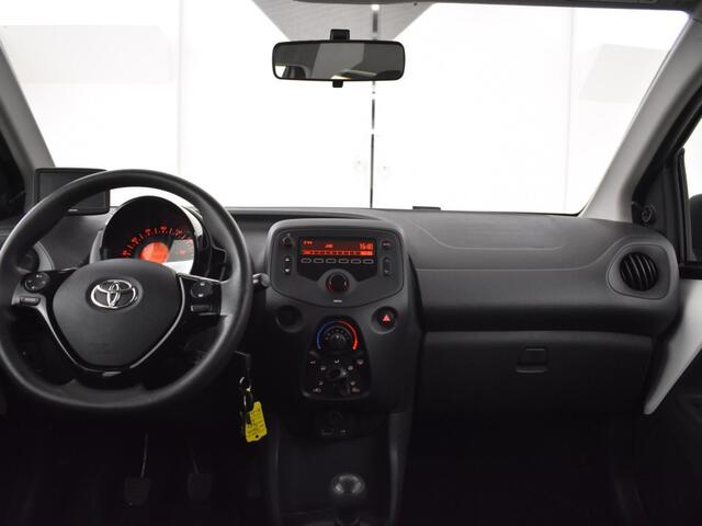 Toyota AYGO 1.0 VVT-i x-fun | All Seasons | Parkeersensoren