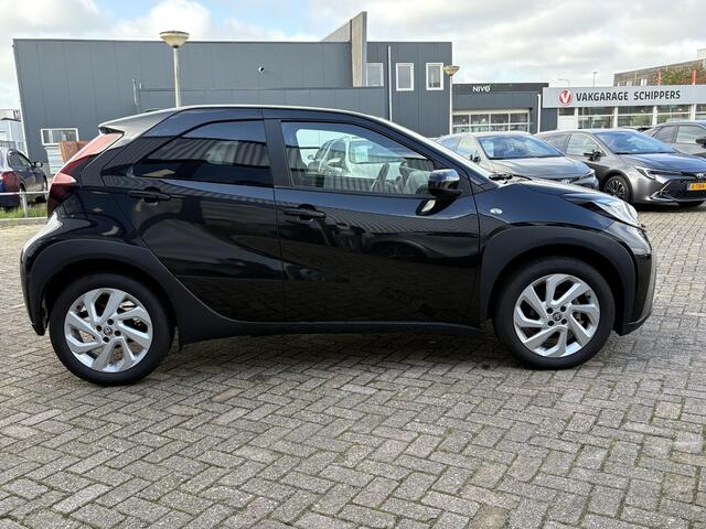 Toyota AYGO X 1.0 VVT-i MT Play