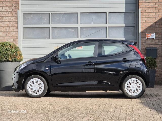 Toyota AYGO 1.0 VVT-i x-play limited Navigatie, Bluetooth, Cruise-Control, Camera.