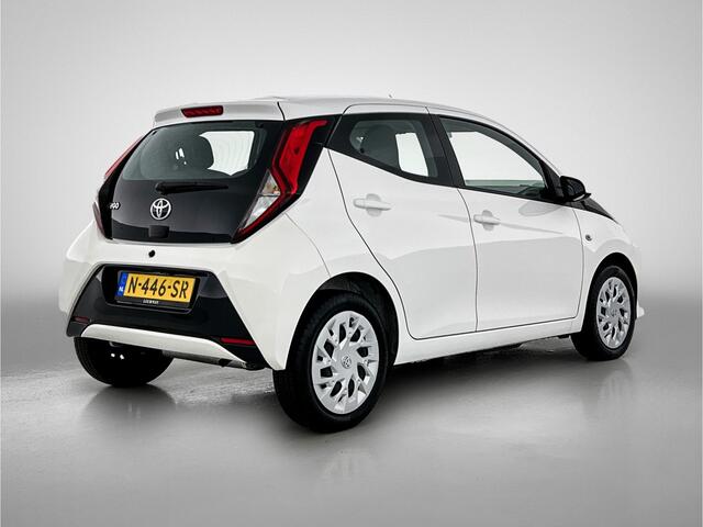 Toyota AYGO 1.0 VVT-i x-play | Camera | BTW auto