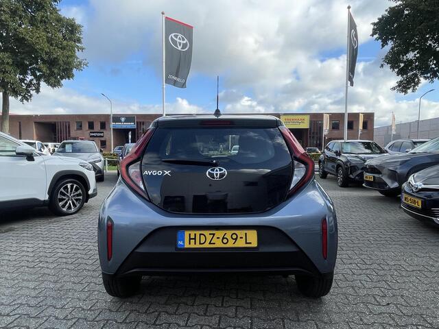 Toyota AYGO X 1.0 VVT-i MT Play