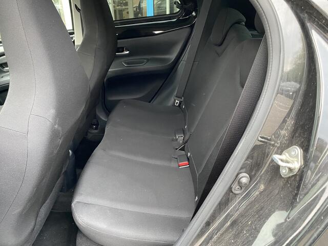 Toyota AYGO X 1.0 VVT-i MT Play