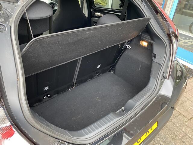 Toyota AYGO X 1.0 VVT-i MT Play