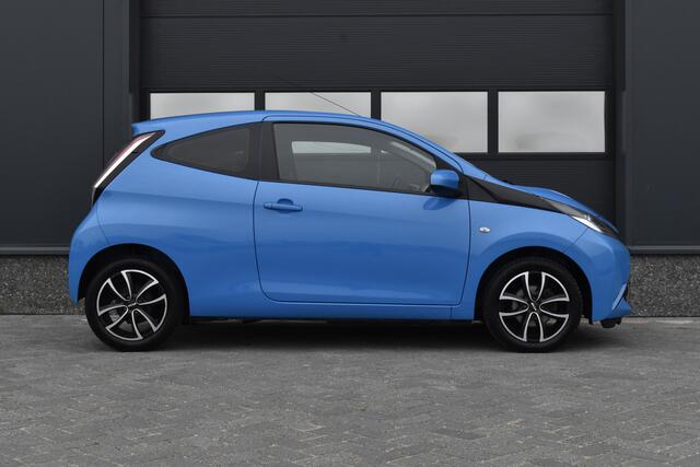 Toyota AYGO 1.0 VVT-i x-play Camera - Carplay - Cruise - Airco