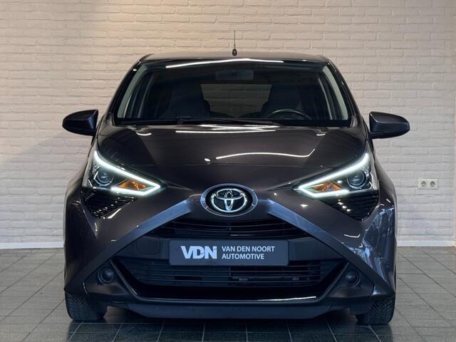 Toyota AYGO 1.0 VVT-i X-Play Carplay Camera Cruise Control Airco