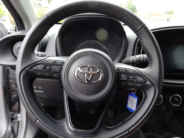Toyota AYGO X 1.0 VVT-i MT Play Airco, cruise controle, achteruitrij camera, elektrische ramen, centrale vergrendeling, carplay, enz