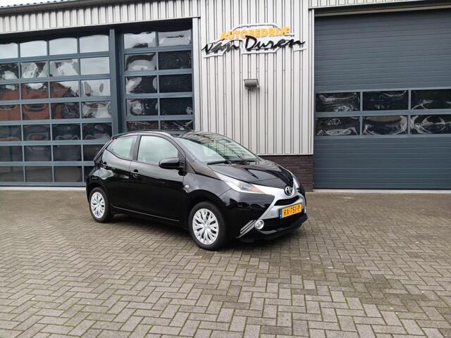 Toyota AYGO 1.0 VVT-I X 69pk Fun Airco Cruise Navi Apple Carplay