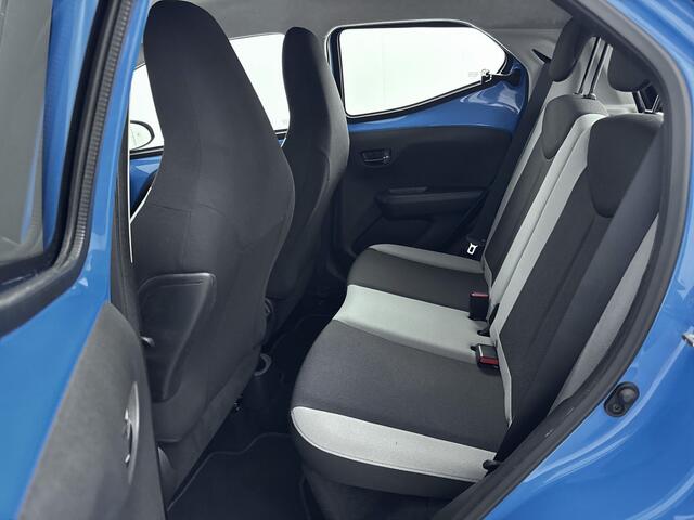 Toyota AYGO 1.0 VVT-i x-nav | Airco | Parkeercamera | Mistlampen | Metaallak |