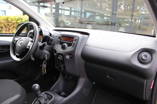 Toyota AYGO 1.0 VVT-i x-fun | Rijklaar | DAB+ | Airco | Bluetooth | USB/AUX