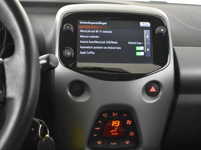Toyota AYGO 1.0 VVT-i x-joy | Camera | Apple Carplay | LM velgen