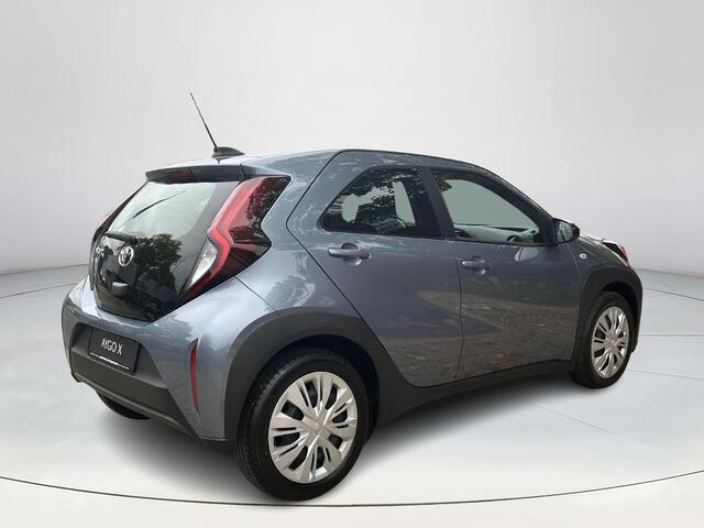 Toyota AYGO X 1.0 VVT-i S-CVT Play