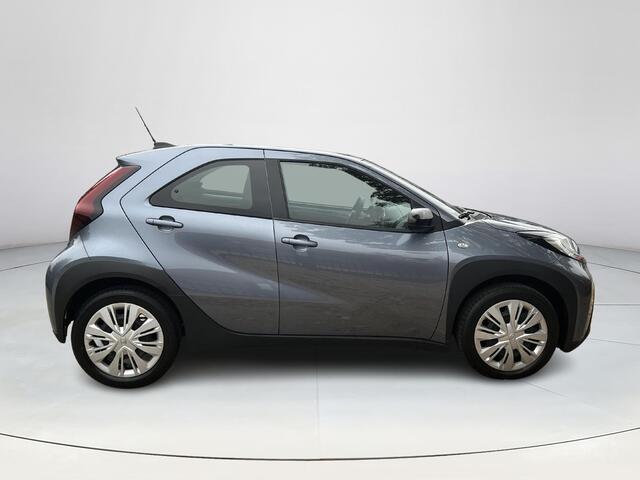 Toyota AYGO X 1.0 VVT-i S-CVT Play