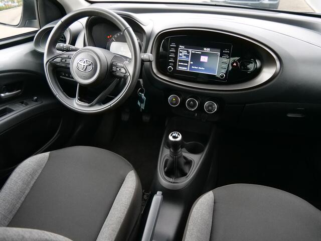Toyota AYGO X 1.0 73pk VVT-i MT Play Apple Carplay / Camera / Adaptive cruise / Airco