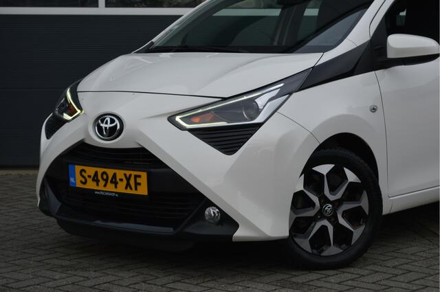 Toyota AYGO 1.0 VVT-i x-play | Carplay/Camera/Airco |