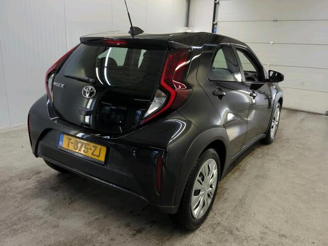 Toyota AYGO X 1.0 VVT-i MT Play Navigatie Apple Carplay/Android Auto Camera Adaptive Cruise Control Airco