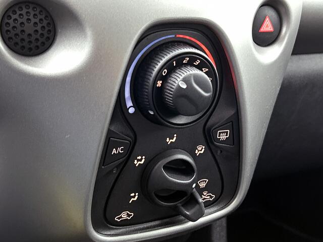Toyota AYGO 1.0 VVT-i x-play | Camera | Bluetooth