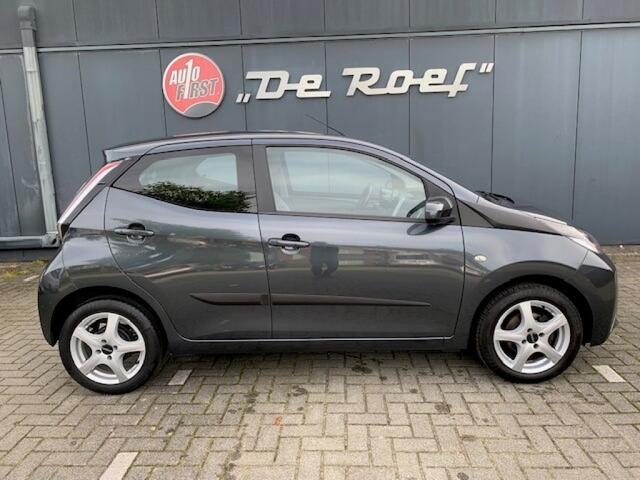 Toyota AYGO 1.0 VVT-I X-NOW AIRCO LMV