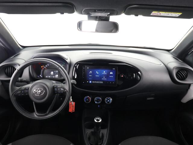 Toyota AYGO X 1.0 VVT-i PLAY SPECIAL EDITION GARANTIE 3-2034 AIRCO.CARPLAY NAVIGATIE.CAMERA ETC