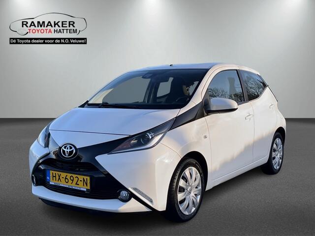 Toyota AYGO 1.0 VVT-i x-play